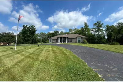 105 Flowers Drive, Newark, OH 43055 - Photo 1