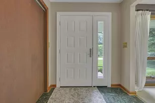 2351 Scenic Dr NE, Lancaster, OH 43130 - Photo 9