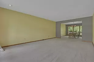 2351 Scenic Dr NE, Lancaster, OH 43130 - Photo 11