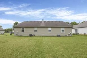 2380-2384 Deerfield Dr, Grove City, OH 43123 - Photo 9