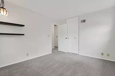 548 Empire Drive N, Columbus, OH 43230 - Photo 27