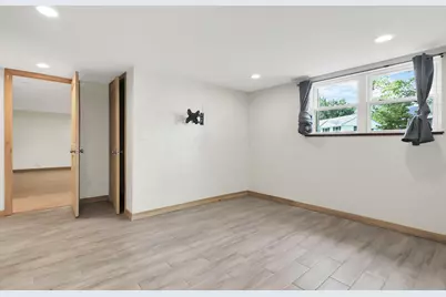 548 Empire Drive N, Columbus, OH 43230 - Photo 37