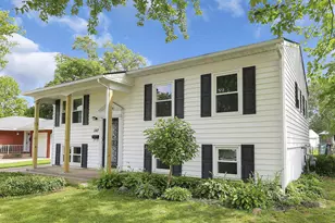 548 Empire Dr N, Columbus, OH 43230 - Photo 3