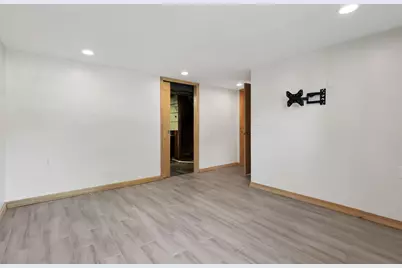 548 Empire Drive N, Columbus, OH 43230 - Photo 39