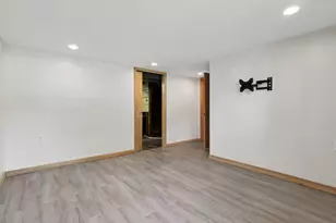 548 Empire Dr N, Columbus, OH 43230 - Photo 39
