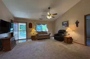 4560 Whittington Dr, Groveport, OH 43125 - Photo 15