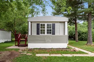 8653 Hollyhock Ln, Orient, OH 43146 - Photo 1