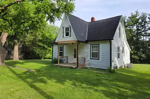 315 E Main St, Kirkersville, OH 43033 - Photo 1