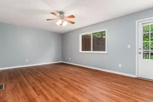 3766 Hunting Ln, Columbus, OH 43230 - Photo 13