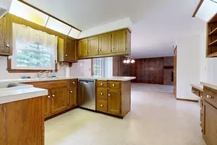 2254 Saratoga Ct, Mansfield, OH 44904 - Photo 9