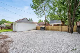 2979 Dresden St, Columbus, OH 43224 - Photo 33