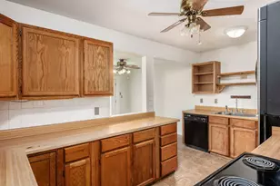 3373 Eisenhower Rd, Columbus, OH 43224 - Photo 13