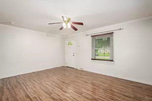 3373 Eisenhower Rd, Columbus, OH 43224 - Photo 9