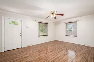 3373 Eisenhower Rd, Columbus, OH 43224 - Photo 11