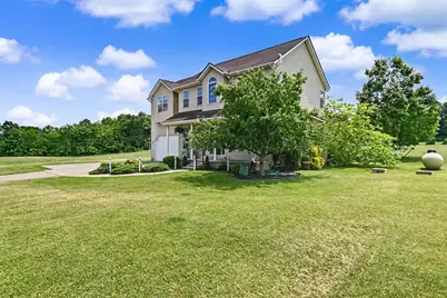 9400 Pleasant Valley Road, Mount Vernon, OH 43050 - Photo 5