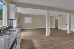 1519 Delbert Rd, Columbus, OH 43219 - Photo 9