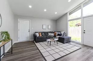 840 Mark Pl, Columbus, OH 43204 - Photo 9