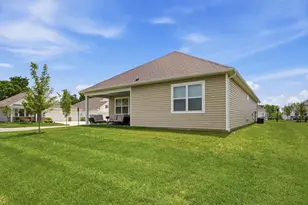 5851 Ryman Dr E, Grove City, OH 43123 - Photo 13