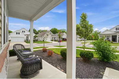 5851 Ryman Drive E, Grove City, OH 43123 - Photo 5