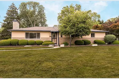 2398 Beverly Place, Columbus, OH 43209 - Photo 1