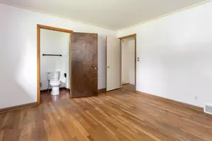 2398 Beverly Pl, Columbus, OH 43209 - Photo 17