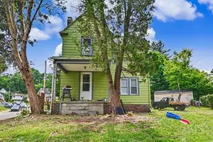 221 Penn Ave, Mansfield, OH 44903 - Photo 1