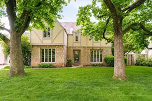 1741 Barrington Rd, Upper Arlington, OH 43221 - Photo 1