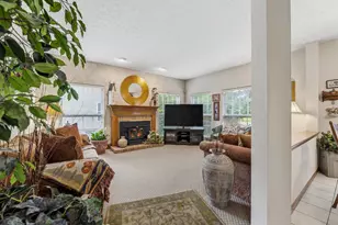 4501 Highland Meadows Ct, Hilliard, OH 43026 - Photo 3