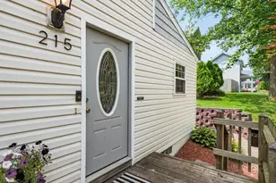215 N 13th St, Newark, OH 43055 - Photo 5