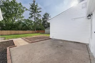 3819 Lynward Rd, Columbus, OH 43228 - Photo 51