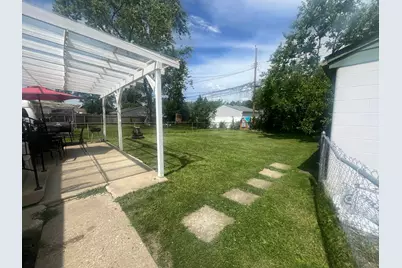 4730 Edinburgh Lane, Columbus, OH 43229 - Photo 3