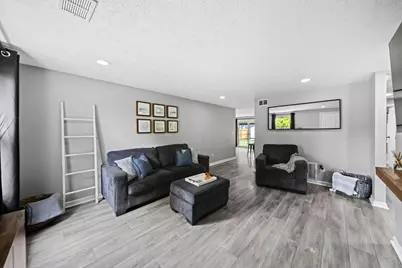 2224 Kilbourne Avenue, Columbus, OH 43229 - Photo 11