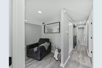 2224 Kilbourne Avenue, Columbus, OH 43229 - Photo 33