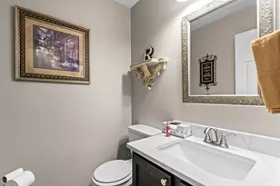 2025 Alum Village Dr, Lewis Center, OH 43035 - Photo 23