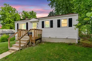 319 Colton Ave, Bellefontaine, OH 43311 - Photo 3