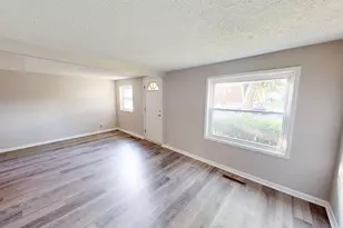 705 Riverview Dr, Columbus, OH 43202 - Photo 7