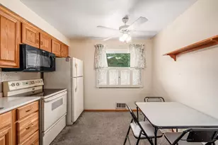 380 Topsfield Rd, Columbus, OH 43228 - Photo 19