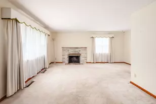 380 Topsfield Rd, Columbus, OH 43228 - Photo 11