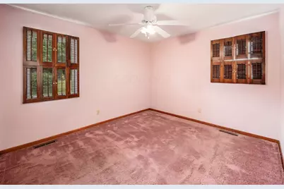 380 Topsfield Road, Columbus, OH 43228 - Photo 25