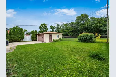 380 Topsfield Road, Columbus, OH 43228 - Photo 7