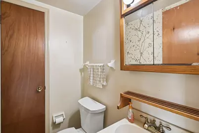 601 Dlyn Street, Columbus, OH 43228 - Photo 9