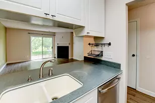 4705 Hobson Dr, Columbus, OH 43228 - Photo 31