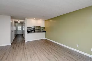 4705 Hobson Dr, Columbus, OH 43228 - Photo 13