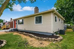 4277 Beechgrove Dr, Grove City, OH 43123 - Photo 3