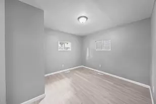 354 S Harris Ave, Columbus, OH 43204 - Photo 17
