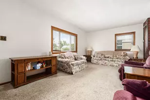 618 Savannah Dr, Columbus, OH 43228 - Photo 13