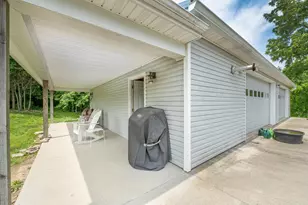 12345 Pleasant Valley Rd NE, Utica, OH 43080 - Photo 39