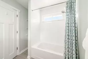 996 Kenwood Ln, Columbus, OH 43220 - Photo 27
