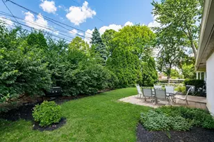 996 Kenwood Ln, Columbus, OH 43220 - Photo 33