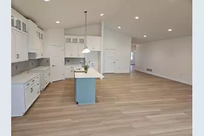 15066 Monroe Mills Road, Mount Vernon, OH 43050 - Photo 11